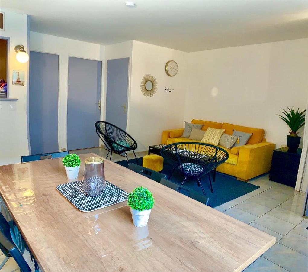Appartement Eco 6 Personnes Magny-le-Hongre Exterior foto